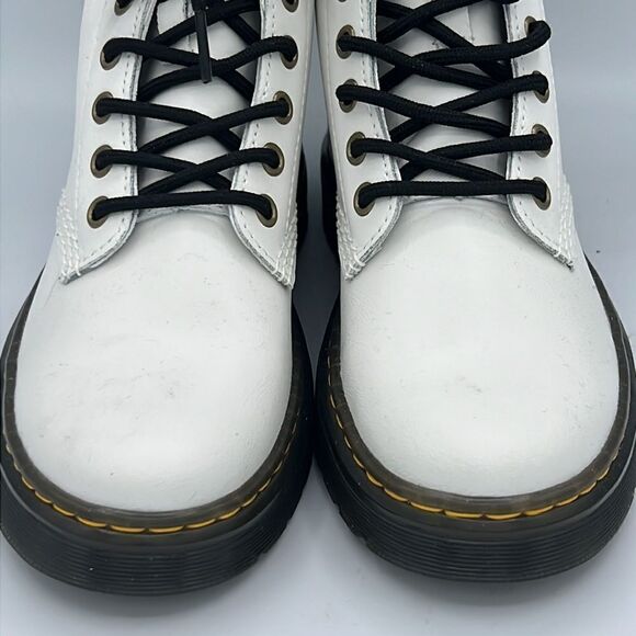 New Dr Marten’s Zavala White Leather Boot Size 6 EU 37 - Picture 3 of 13